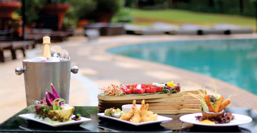 Enjoy Lavish Sunday Brunch by the Pool!