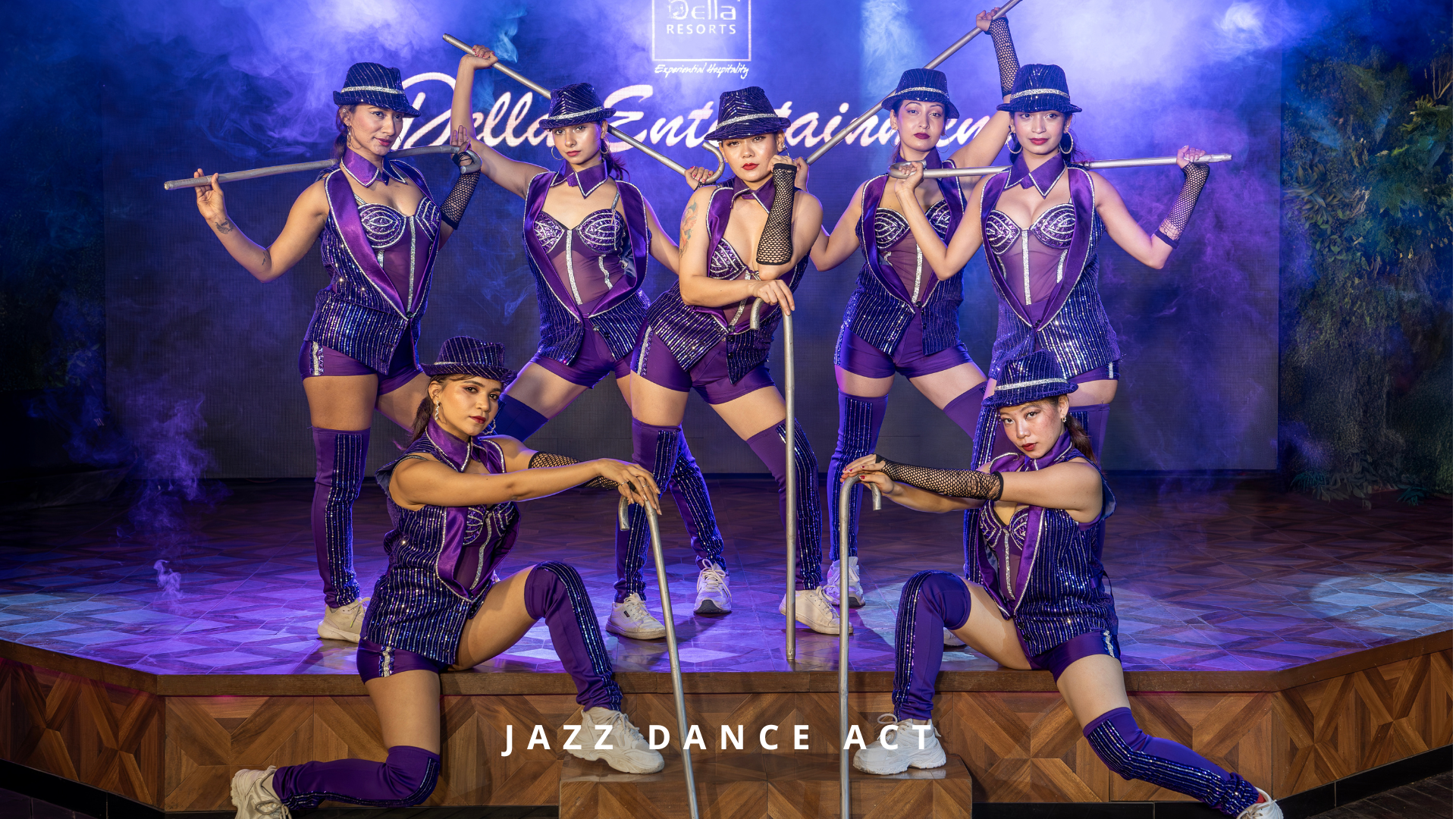 Della Cabaret Canes Act