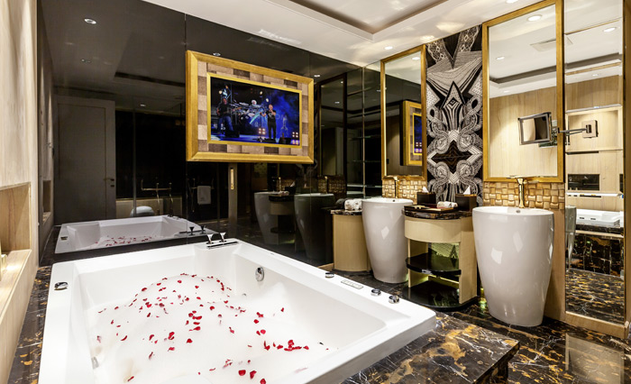 Luxurious bahman suite room view
