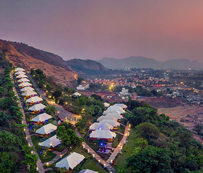 Media and Awards - Della Resorts