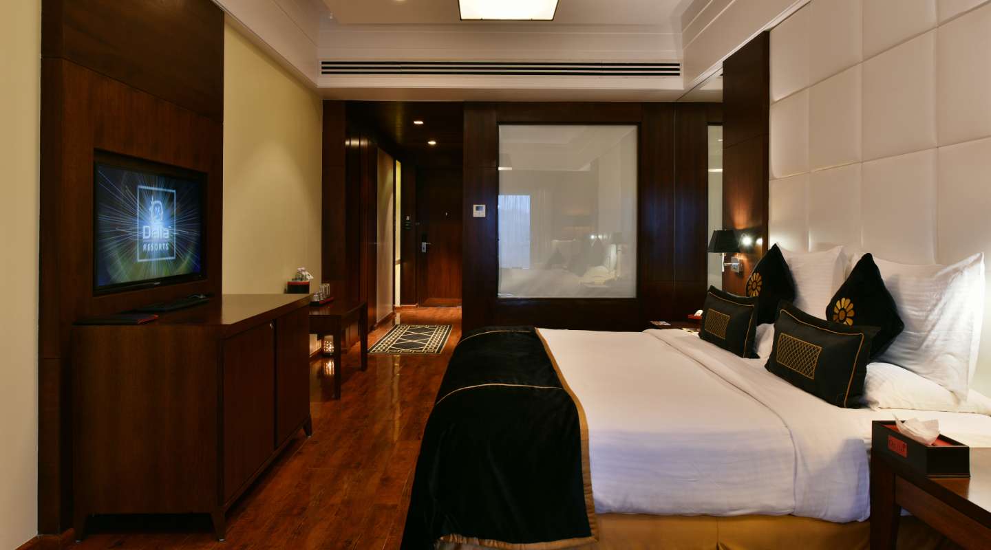 Della Adventure Resort room interior image 3