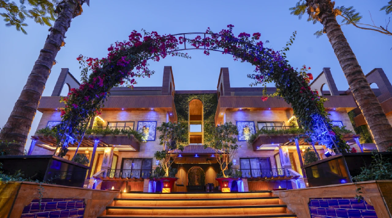  Garden Villa Resort exterior view 5