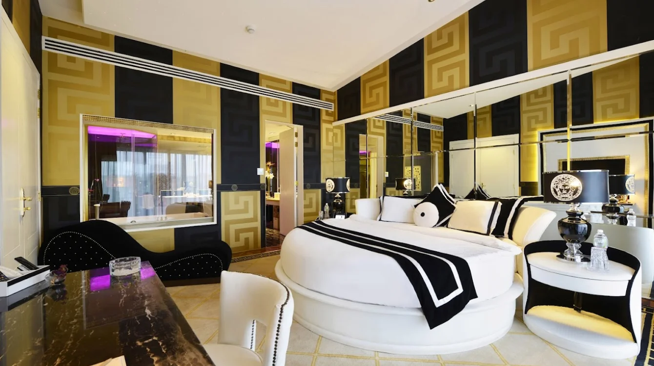 PRESIDENTIAL SUITE img1